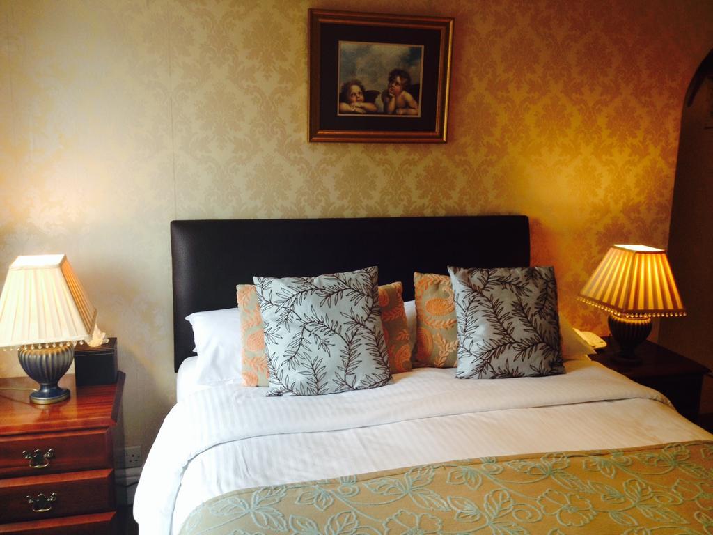 Overton Grange Country Hotel Ludlow Room photo
